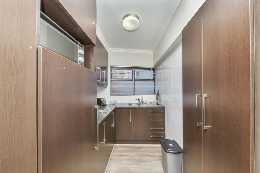 To Let 0 Bedroom Property for Rent in Green Point Western Cape